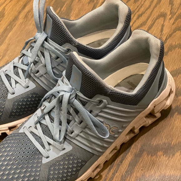 On Cloudswift running shoe 
Cloudswift Lake | Sky W - Picture 5 of 6